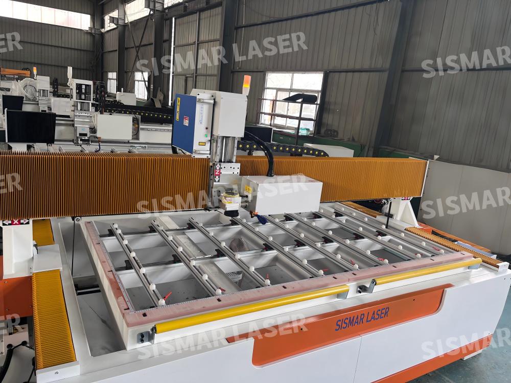 Smart control system with automatic dust suction