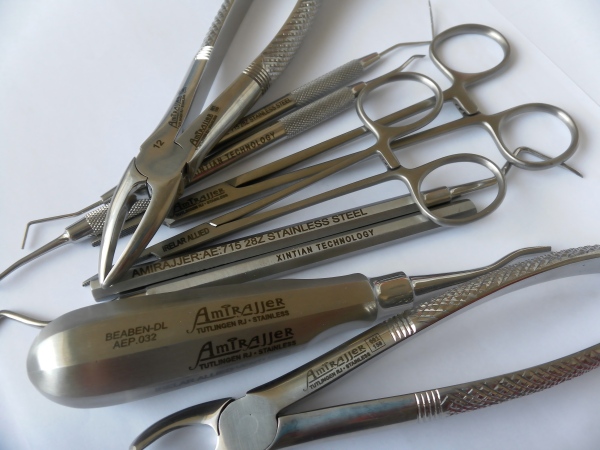 Fiber laser marking on stainless steel sample
