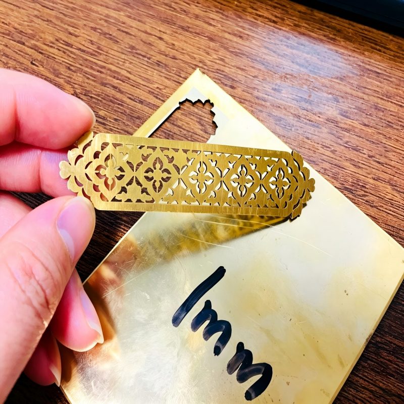 Thin metal sheet cut with fiber laser