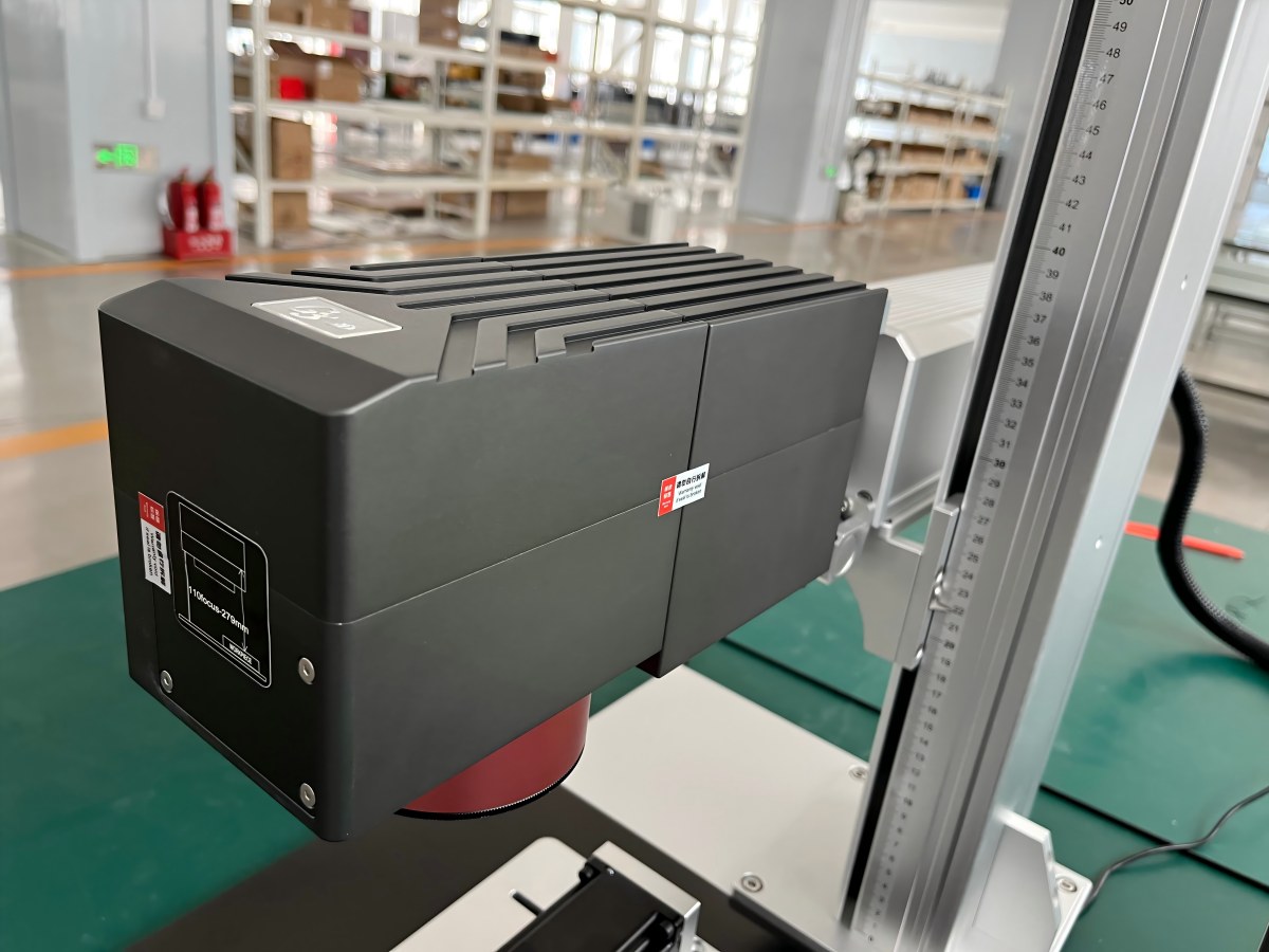 Dynamic focus 3D scanning head of SISMAR fiber laser marking machine