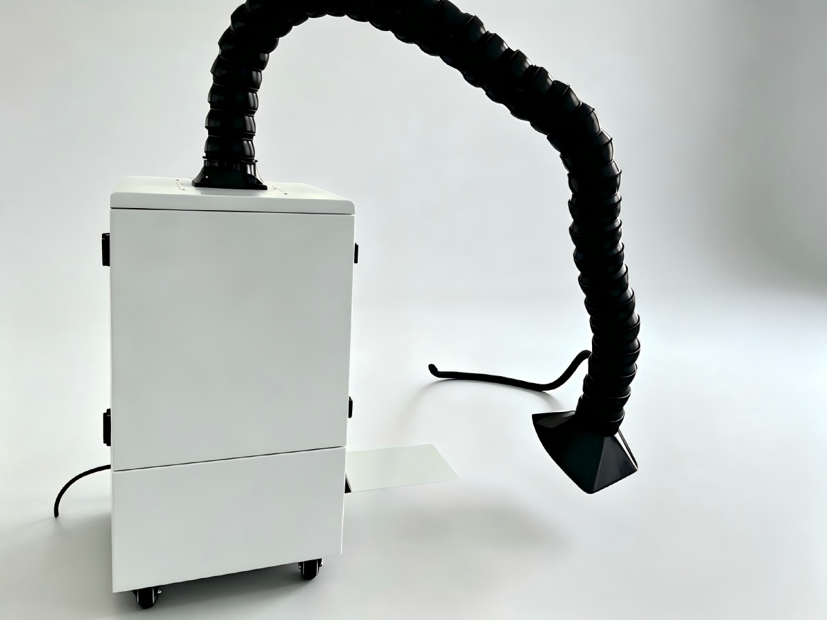 Electrical cabinet and fume extraction system on the laser cutting machine