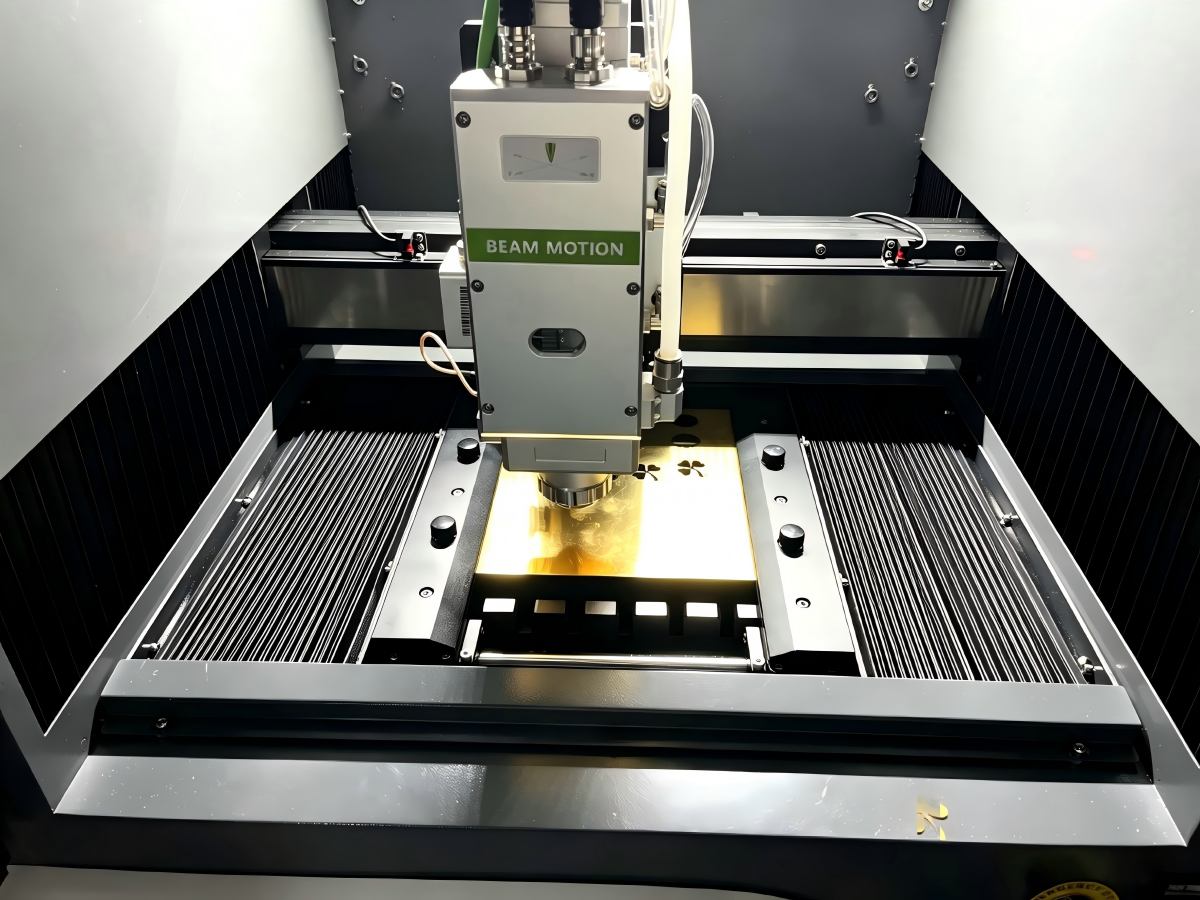 200x300mm fiber laser cutting table
