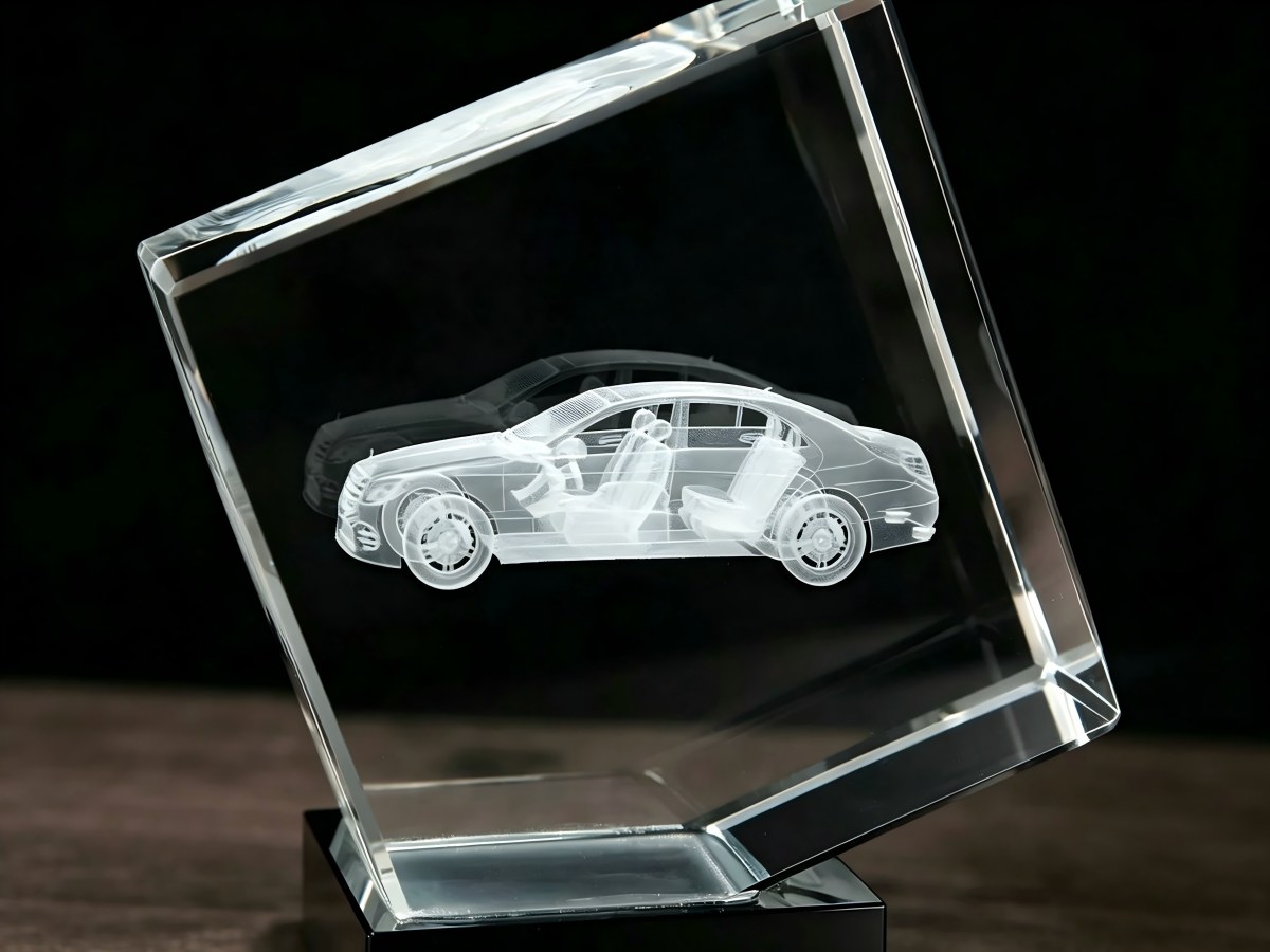 3D model engraved inside a crystal gift