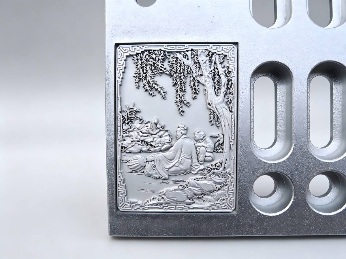 Large-format 3D relief engraving on aluminum by SISMAR laser marking machine